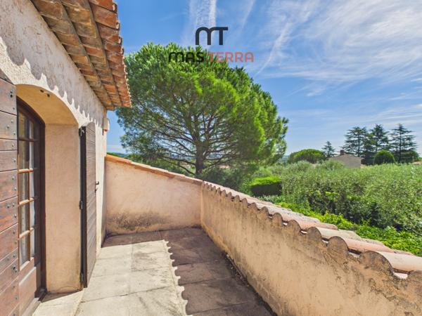 Maison
         5 pièces
        - 147 m² Bien prestige 730 000 €*