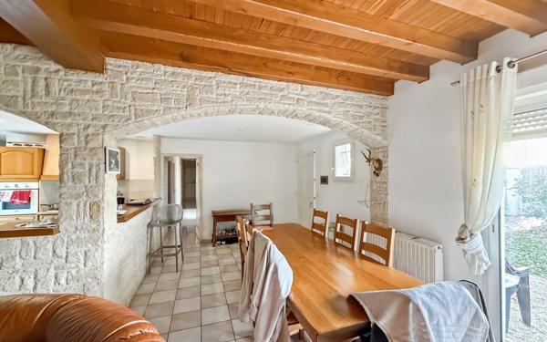 Maison à vendre    4 pièces •  Coursac