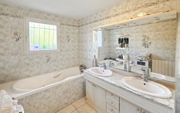 Maison à vendre    4 pièces •  Coursac