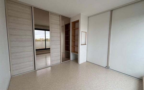 Appartement à louer    1 pièce •  La Rochelle