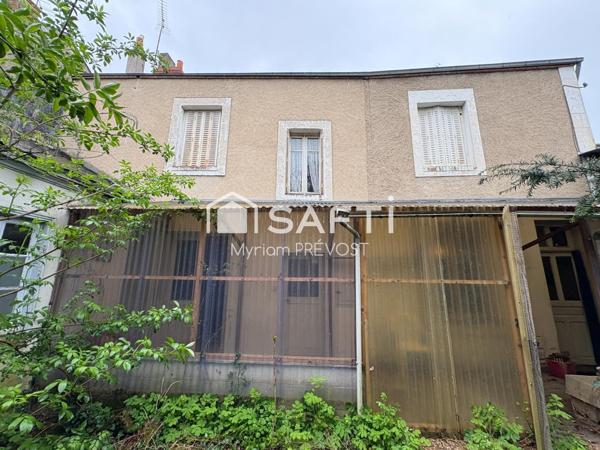 Ancienne maison de ville .