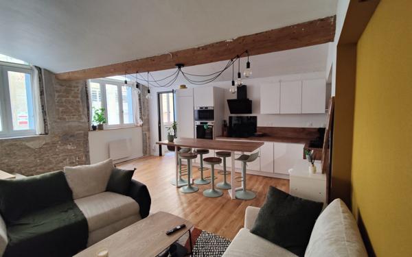 Appartement à vendre    2 pièces • 48,28 m2 Lyon 4