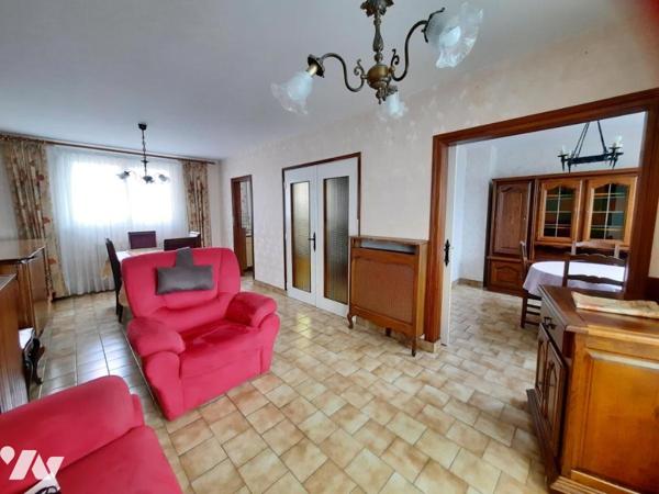 MAISON DE LOTISSEMENT