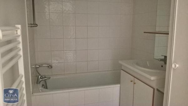 Appartement à louer 3 pièces 61m²