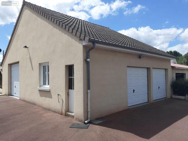 Maison à vendre à Écommoy dans la Sarthe (72220), ref : 023/2083