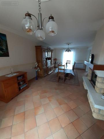 Maison à vendre à Écommoy dans la Sarthe (72220), ref : 023/2083