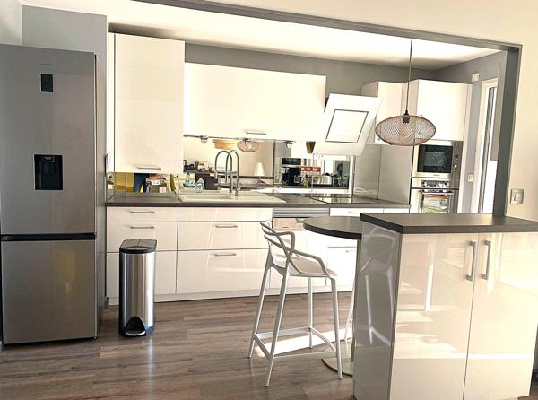 Appartement 4 pièces - 100 m² Bien prestige