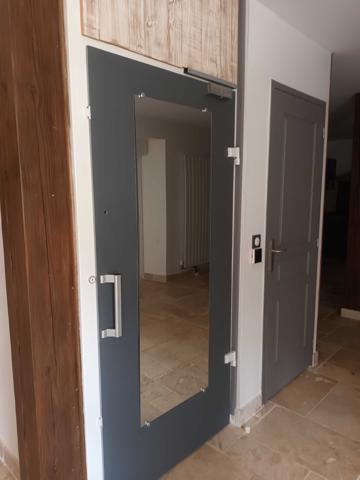 2 MAISONS CHARENTAISES - GRANGE - 2 HECTARES -