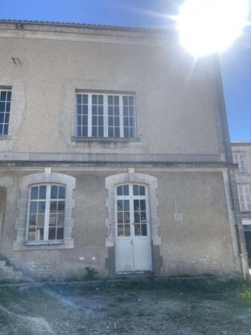 ENSEMBLE IMMOBILIER A AMENAGER