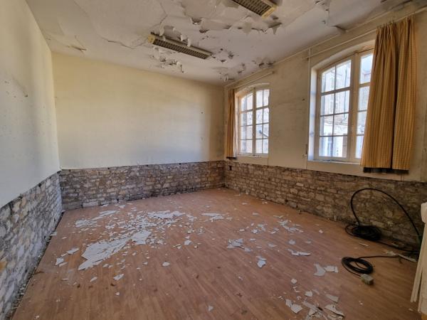 ENSEMBLE IMMOBILIER A AMENAGER