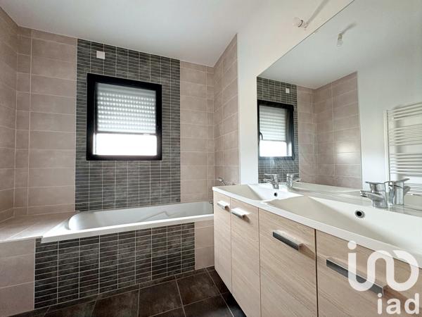 Maison à vendre 8 pièces 130 m² Laval