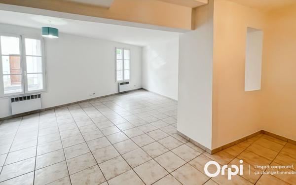 Maison à vendre    4 pièces •  Marines