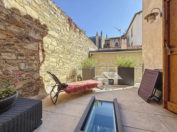 Millau (12100) Quartier gare // Maison de ville // 6 chambres // 2 terrasses // Stationnements privés