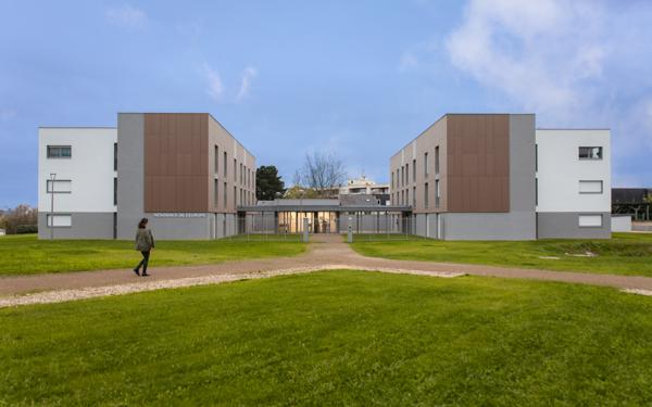ANGERS Résidence étudiante de l’Europe une chambre à louer en colocation dans un T3 meublé SAINT BARTHELEMY D’ANJOU