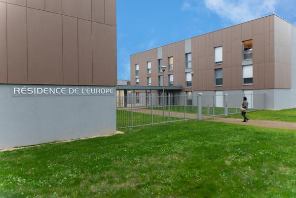 ANGERS Résidence étudiante de l’Europe une chambre à louer en colocation dans un T3 meublé SAINT BARTHELEMY D’ANJOU