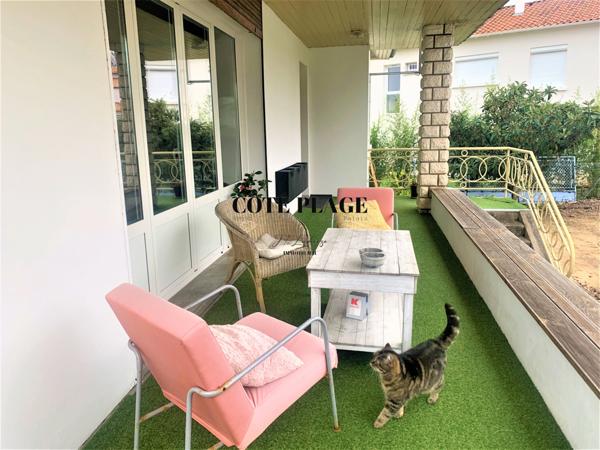 Royan (17200) Royan Maison année 60 rénovée 3 chambres quartier La Métairie. Au prix de 598 000 € HAI