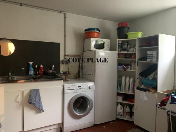 Royan (17200) Royan Maison année 60 rénovée 3 chambres quartier La Métairie. Au prix de 598 000 € HAI