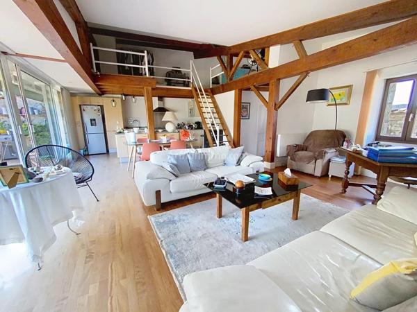 Vente                                                      Appartement
                        
                     1 pièces                      58 m2                     à Cateri