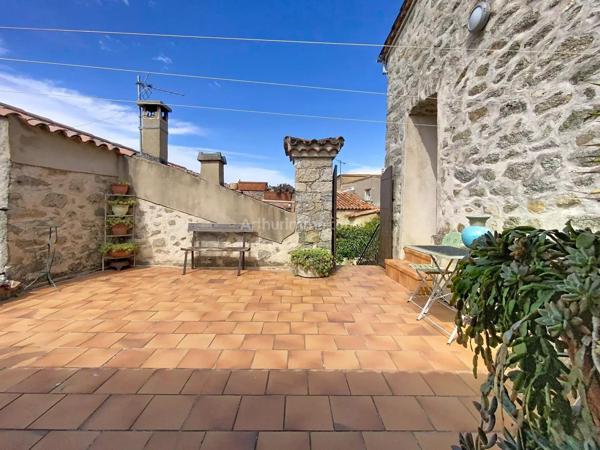 Vente                                                      Appartement
                        
                     1 pièces                      58 m2                     à Cateri