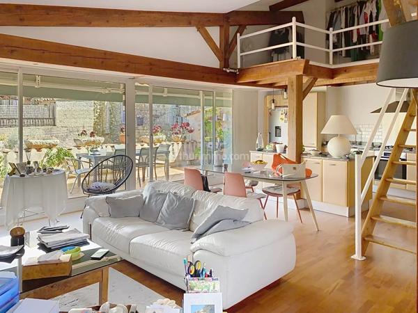 Vente                                                      Appartement
                        
                     1 pièces                      58 m2                     à Cateri
