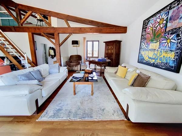 Vente                                                      Appartement
                        
                     1 pièces                      58 m2                     à Cateri