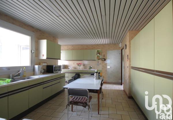 Maison à vendre 9 pièces 275 m² Rodez