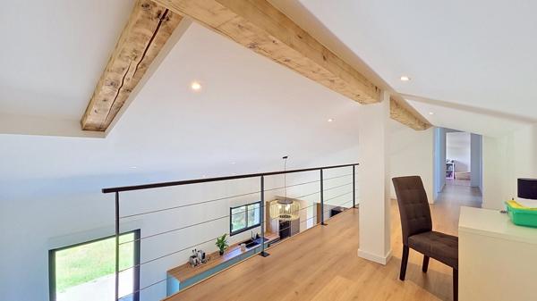 Maison individuelle avec jardin rénovée avec soin