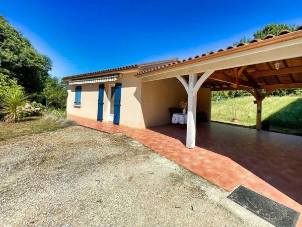 Maison contemporaine - Sarlat-la-caneda Sur les hauteurs de CARSAC maison d'habitation et gite tous deux en parfait état - magnifique terrain 4 254m2 avec source