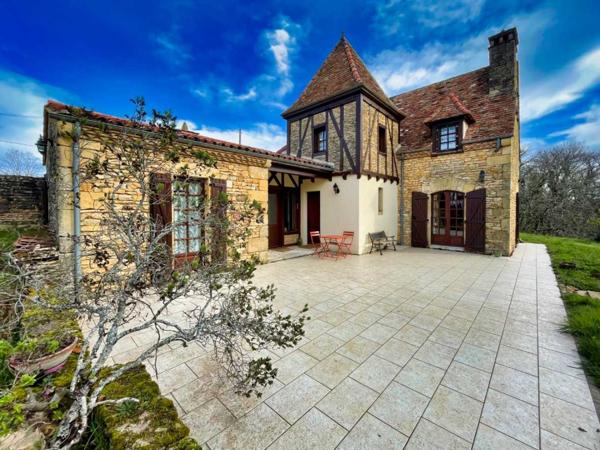 Maison ancienne - Sarlat-la-caneda Périgourdine - 4 chambres sur les hauteurs de SARLAT