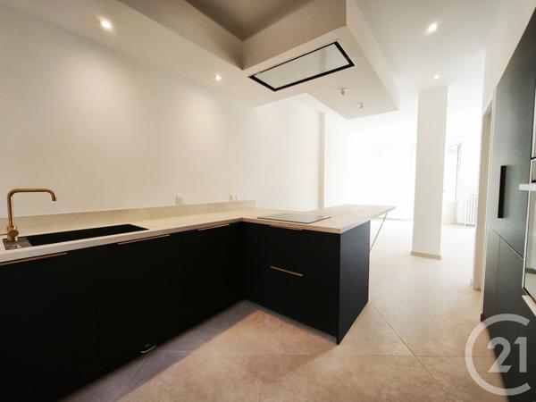 Appartement F3 à vendre  3 pièces - 106,94 m2 ROANNE - 42