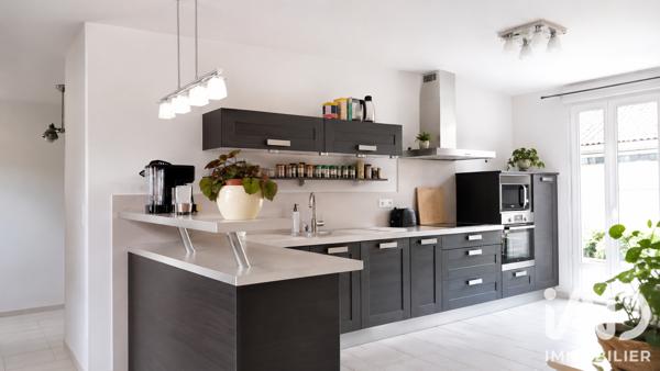 Maison à vendre 5 pièces 139 m² Bollène