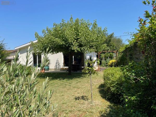 Maison individuelle à louer à Villenave-d'Ornon en Gironde (33140), ref : 11548/186
