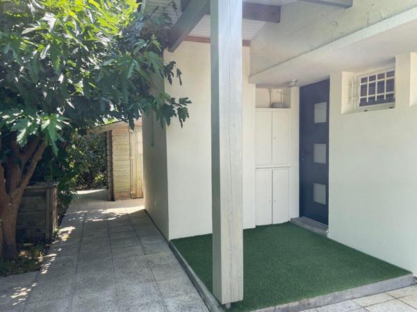 Maison individuelle à louer à Villenave-d'Ornon en Gironde (33140), ref : 11548/186