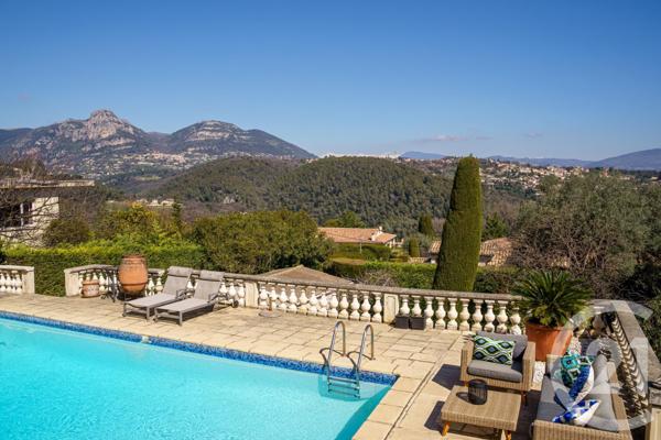 Maison à vendre  5 pièces - 173,70 m2 VENCE - 06