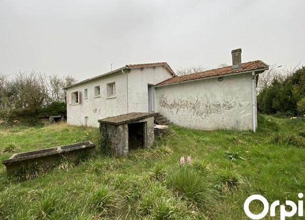 Maison à vendre    3 pièces •  Royan