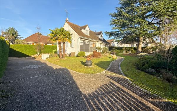 Maison à vendre    4 pièces • 133 m2 Olivet