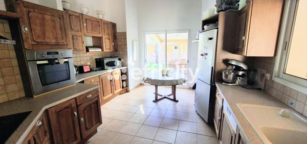 Maison
         6 pièces
        - 130 m² Bien prestige