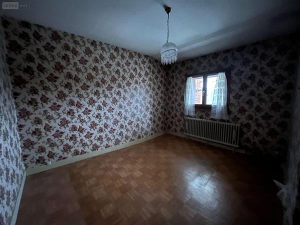 Maison de ville à vendre à Châteauroux dans l'Indre (36000), ref : 36004/329