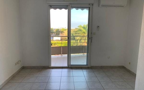 Appartement à louer    2 pièces •  Sète