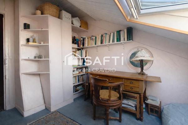 84 m² au sol, dernier étage, calme absolu