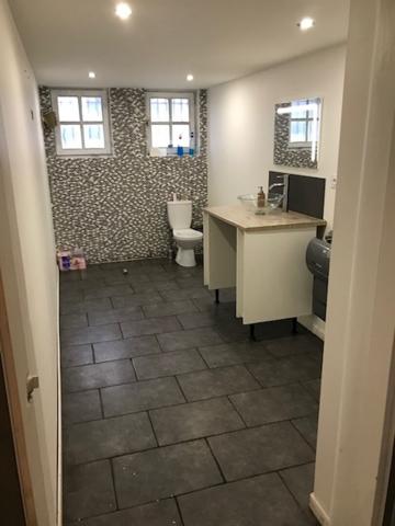 EXCLUSIVITE : A LOUER : local d'activité 300 m² ST HERBLAIN