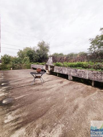 MAISON D'HABITATION de 100 m² - 3 chambres -