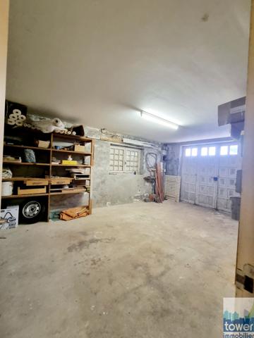 MAISON D'HABITATION de 100 m² - 3 chambres -