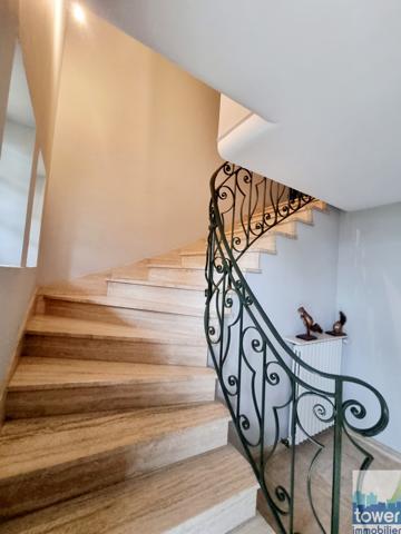 MAISON D'HABITATION de 100 m² - 3 chambres -