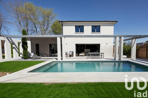 Maison à vendre 7 pièces 165 m² Saint-Aubin-de-Médoc