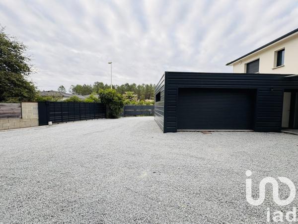 Maison à vendre 7 pièces 165 m² Saint-Aubin-de-Médoc