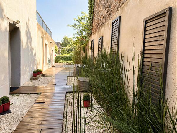 Maison 10 pièce(s) 206 m2,  
Paimboeuf 44560