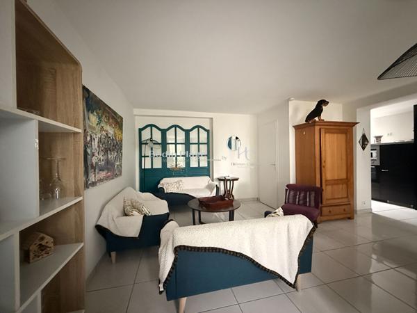 Maison 10 pièce(s) 206 m2,  
Paimboeuf 44560
