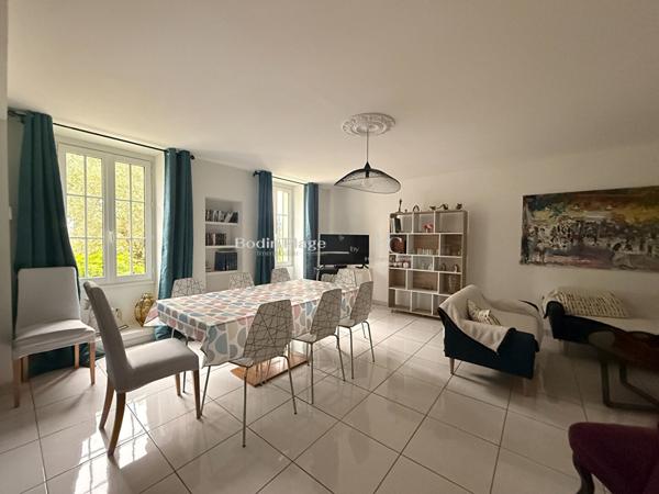 Maison 10 pièce(s) 206 m2,  
Paimboeuf 44560