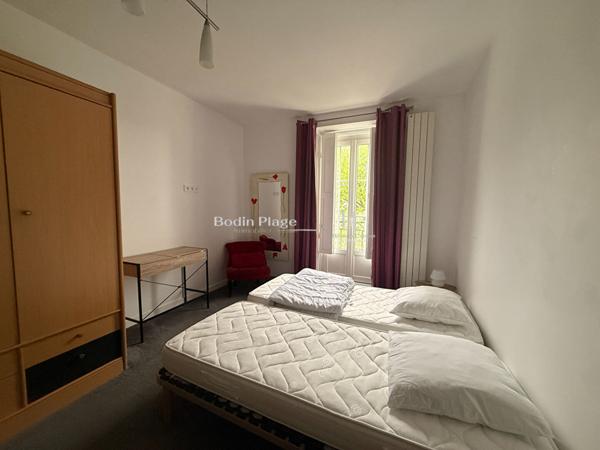 Maison 10 pièce(s) 206 m2,  
Paimboeuf 44560